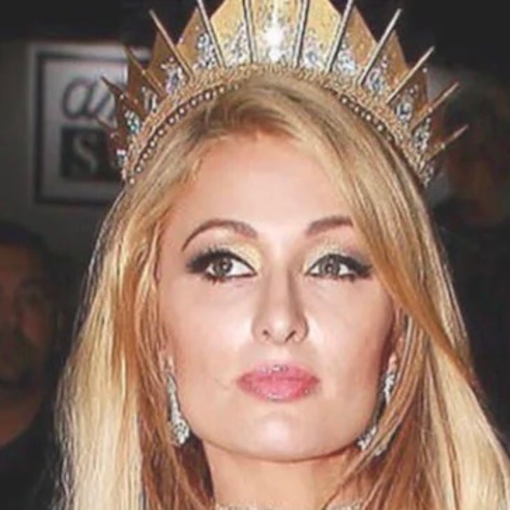 Amazing crown from Loschy Crowns!